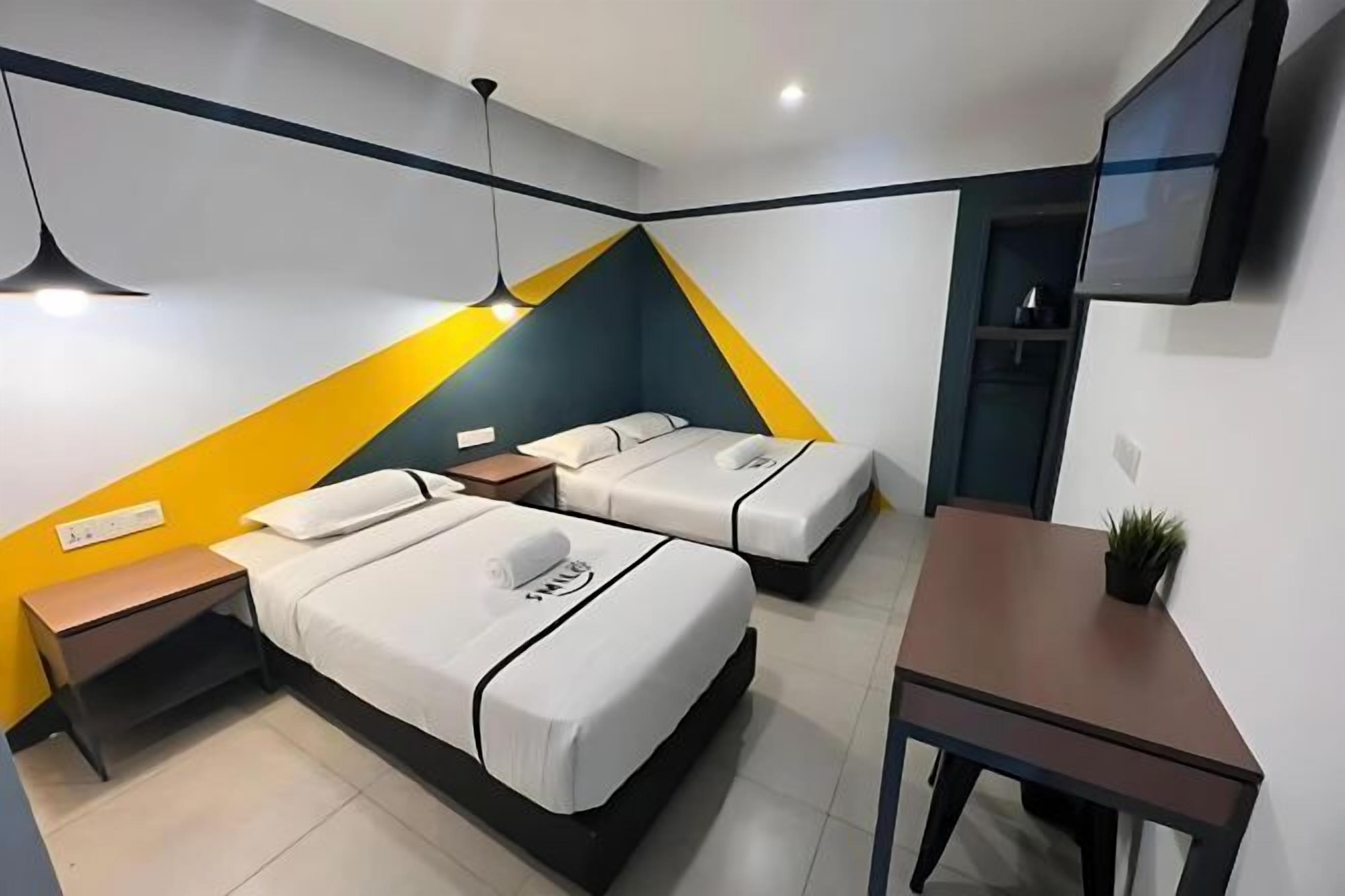 Iron/ironing board, free WiFi