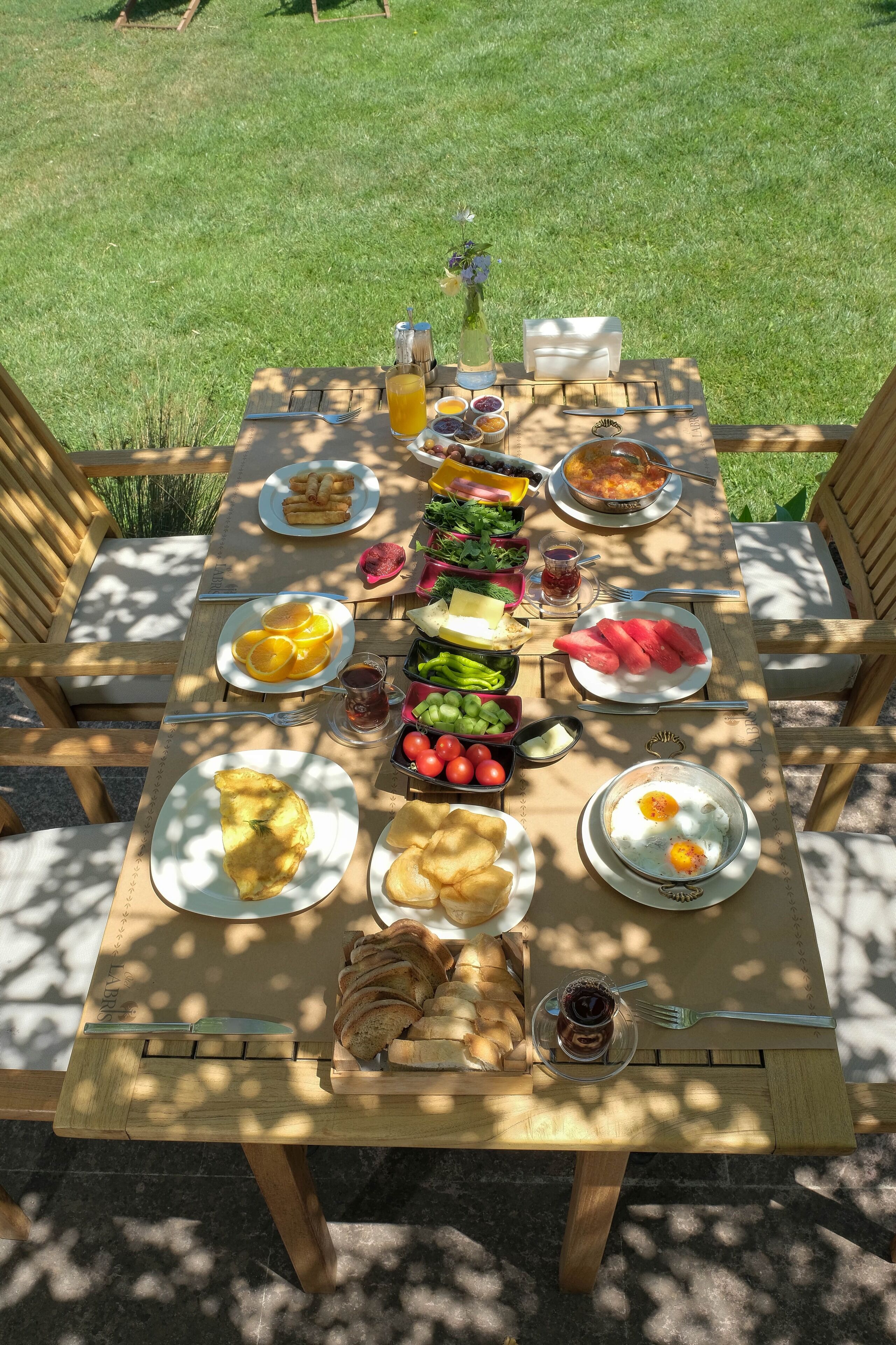 Tägliches inbegriffenes Frühstücksbuffet