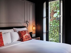 Small | Minibar con artículos gratuitos, caja fuerte, cortinas opacas