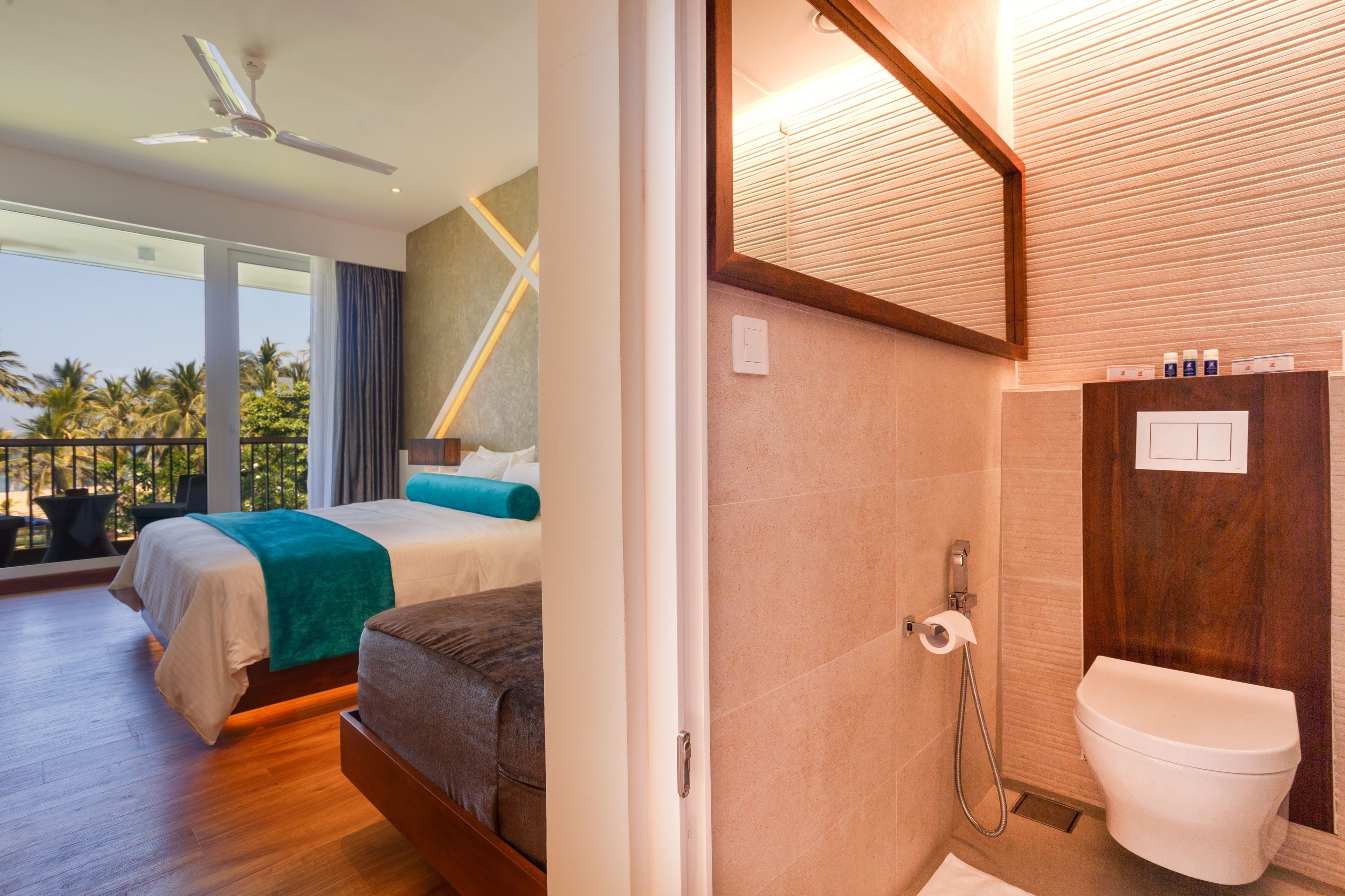 coastal deluxe balcony king | egyptian cotton sheets, premium bedding, memory-foam beds, in-room safe