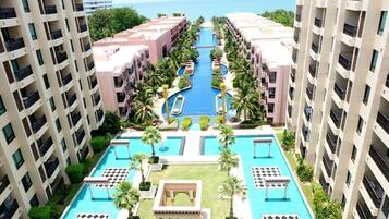 Exclusive Condo, 3 Bedrooms, Kitchenette, Pool View | Blackout curtains, free WiFi