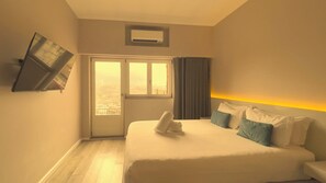 Studio, River View | Desk, blackout drapes, soundproofing, iron/ironing board