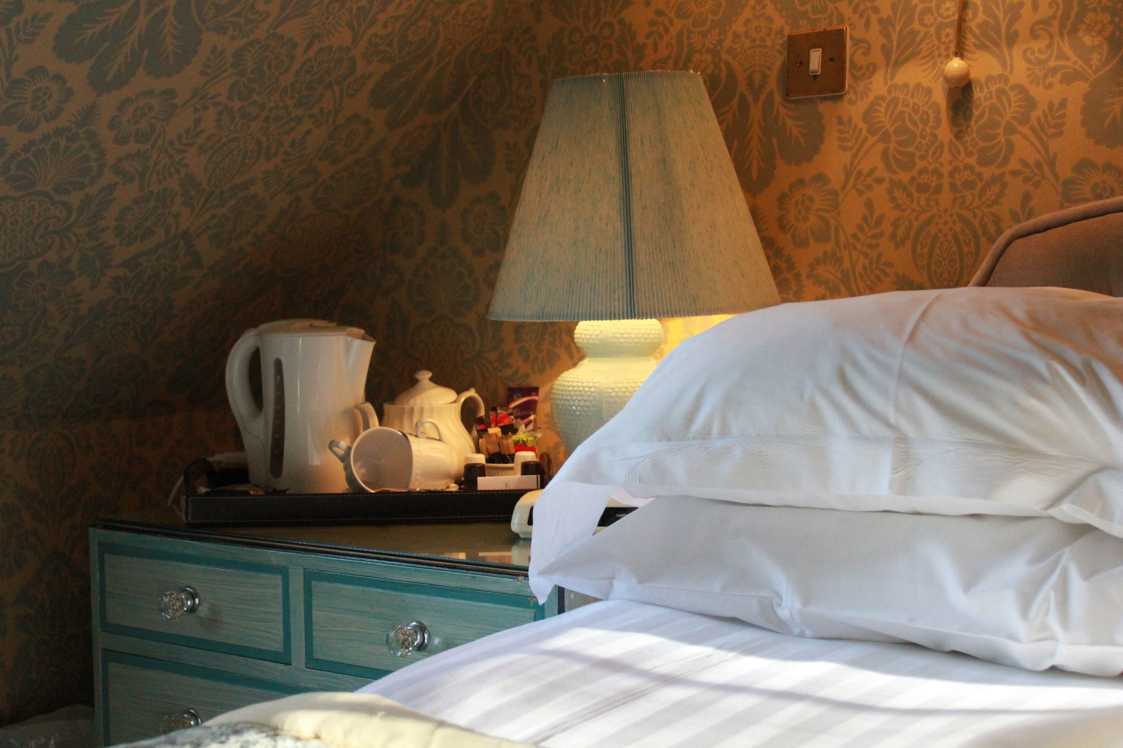 room, 1 double bed (small with shower) | egyptian cotton sheets, premium bedding, in-room safe