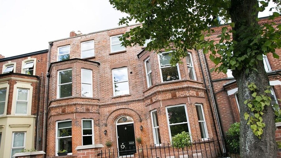 Coast & City Apartments