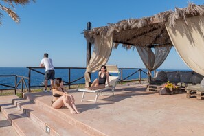 Exterior detail - Hotel Bue Marino (Pantelleria)