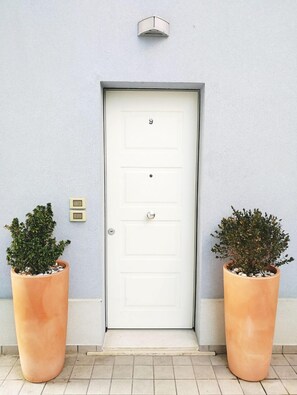 Appartamento Comfort, 1 camera da letto, bagno in camera, edificio separato | Terrazza/patio