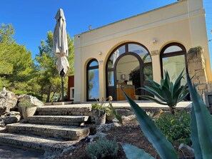 Bagian depan properti