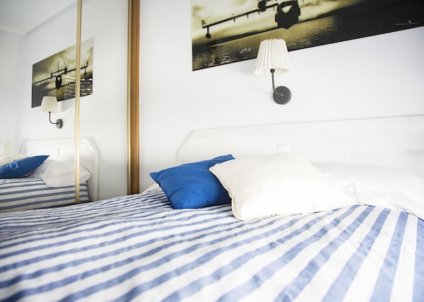 Caixa forta a l'habitació, bressols gratuïts i llits addicionals