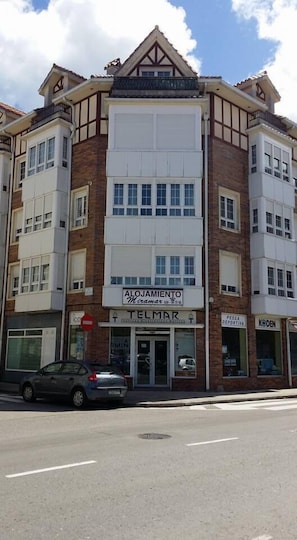 Exterior - Alojamiento Miramar (Santona)