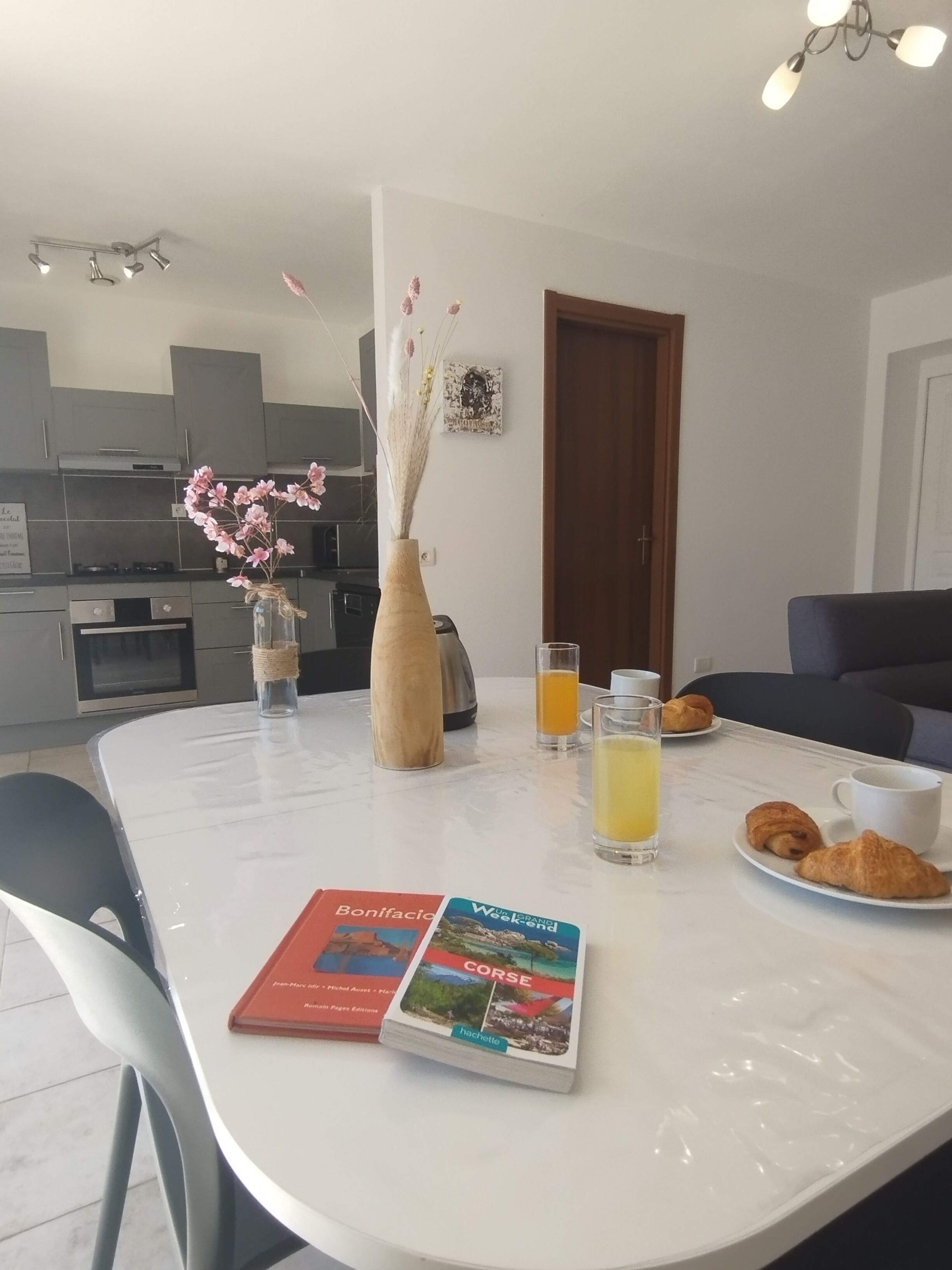 design house, 3 bedrooms | living area | flat-screen tv