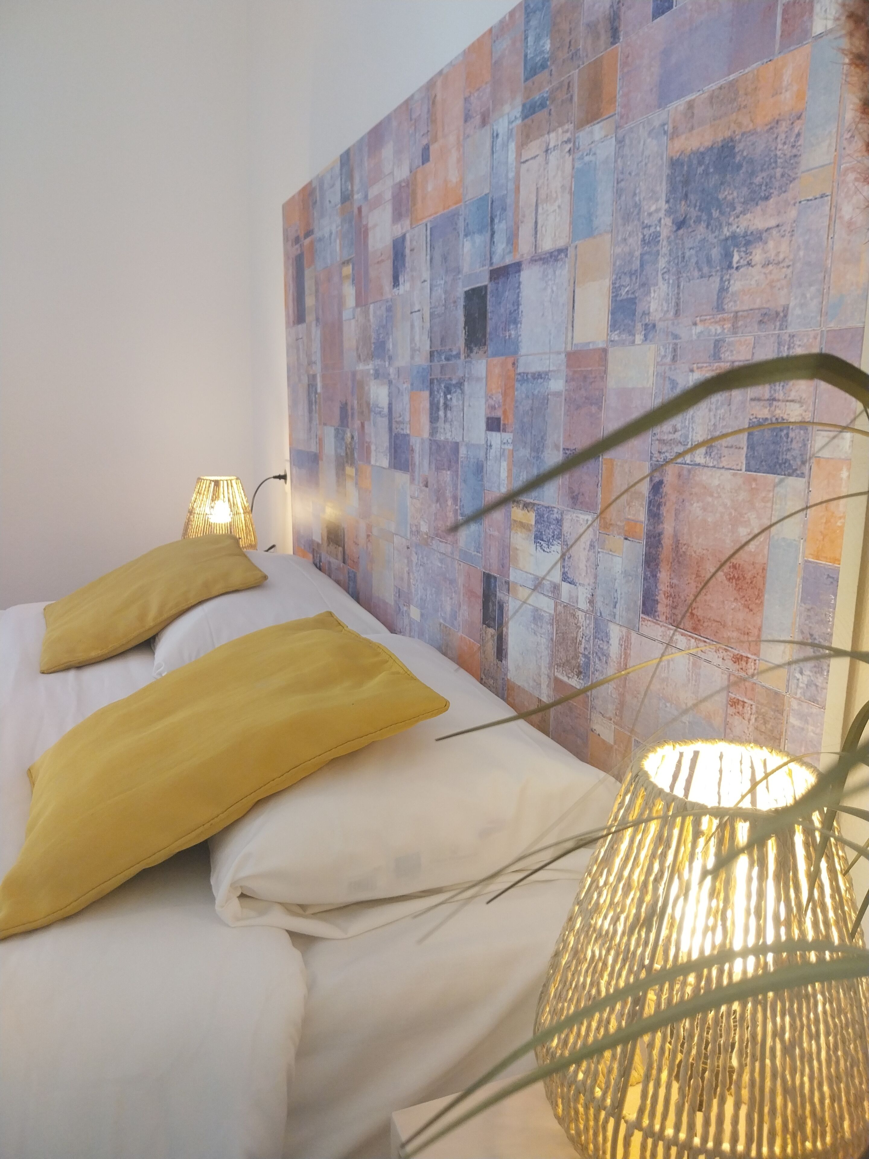 economy double room, 1 double bed | 3 bedrooms, desk, soundproofing, iron/ironing board