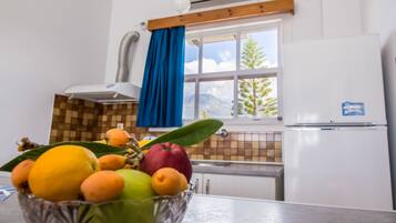 Tempur-Pedic beds, free WiFi