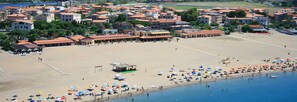 Beach nearby, sun loungers, beach umbrellas, scuba diving - Hotel Al Gabbiano (Bosa)