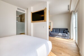 Double Room, Terrace, Sea View (with living room) | In-room safe, desk, free WiFi, bed sheets - Playamójacar Hotel (Mojacar)