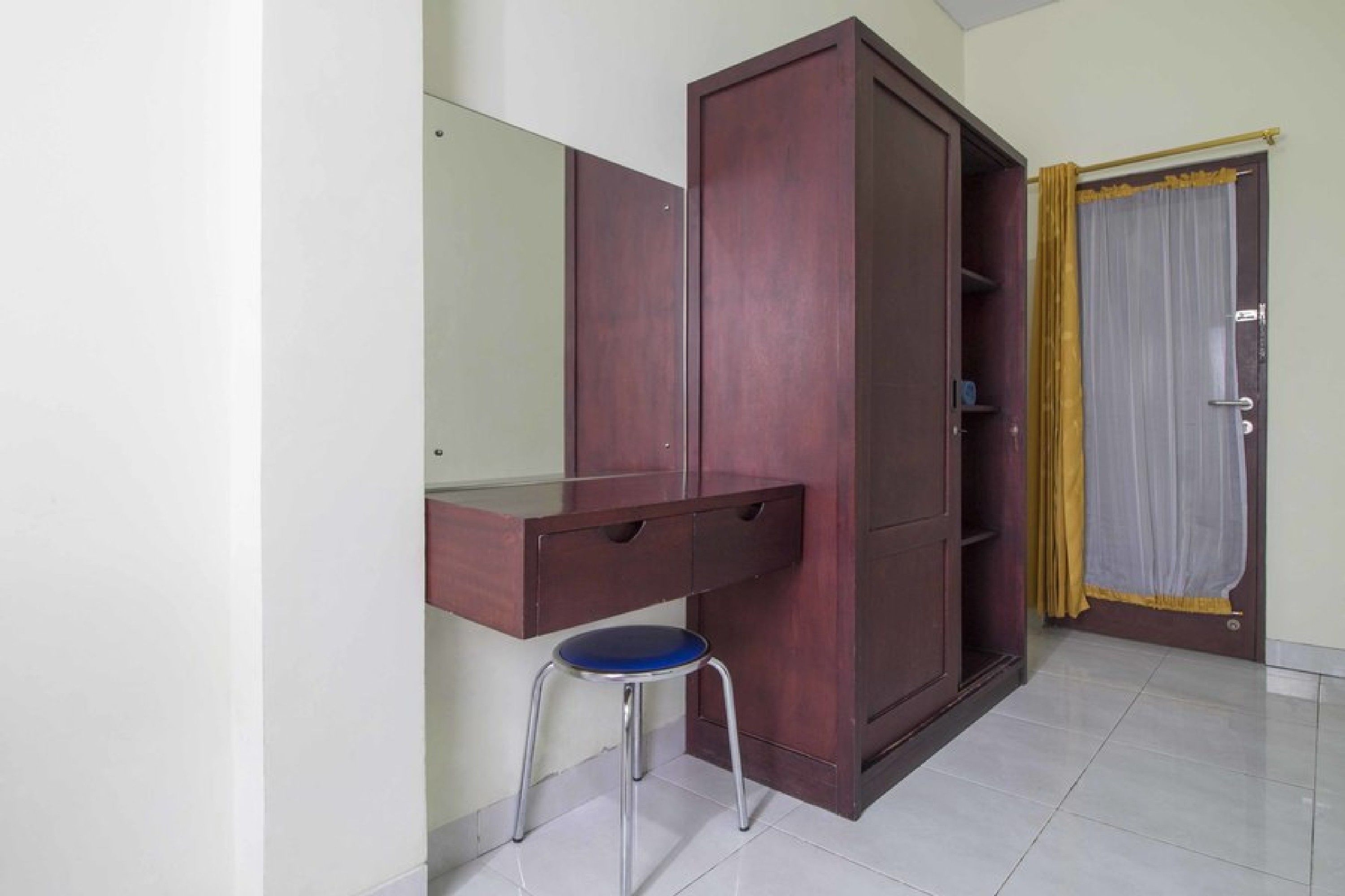 Foto - RedDoorz at Benesari 2 Legian