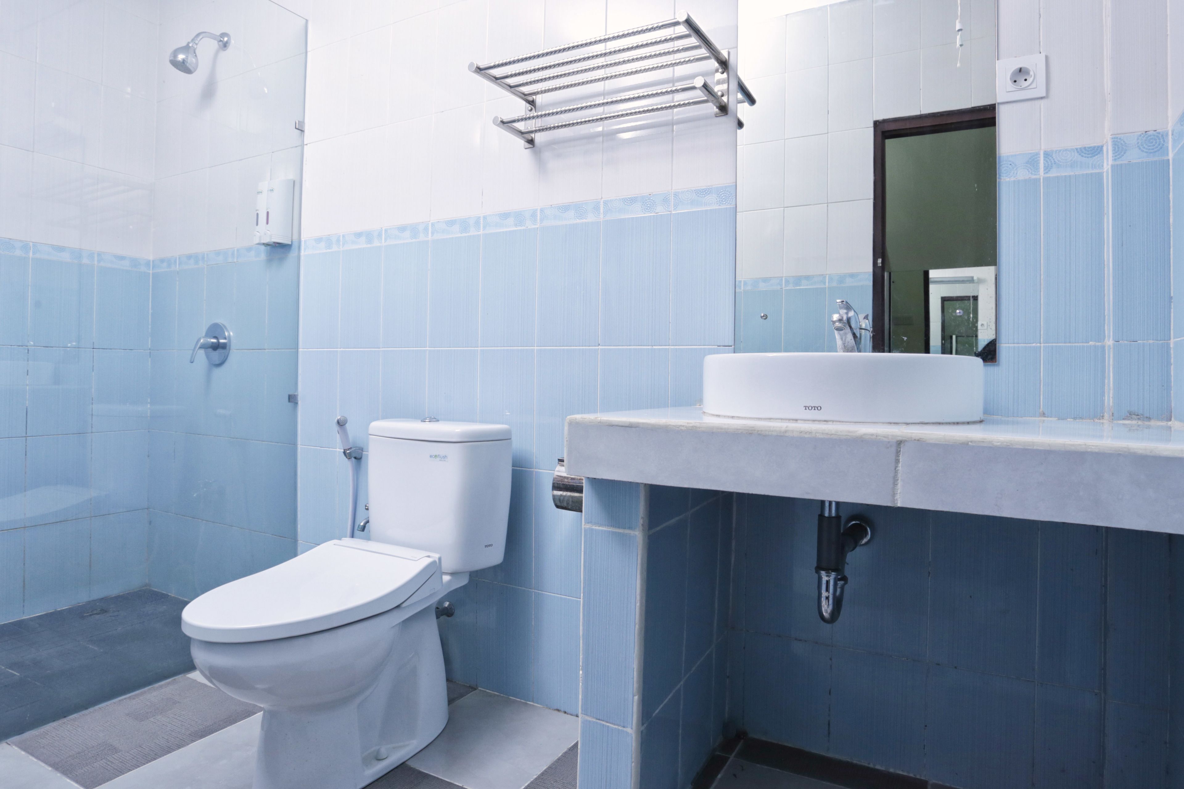 Foto - RedDoorz at Benesari 2 Legian