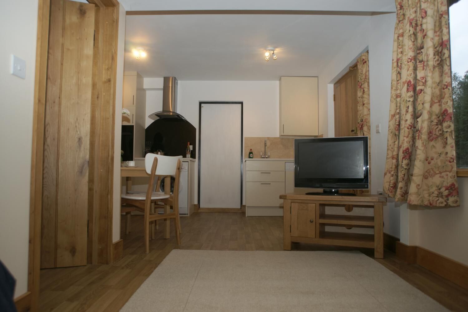 1 bedroom, iron/ironing board, free WiFi