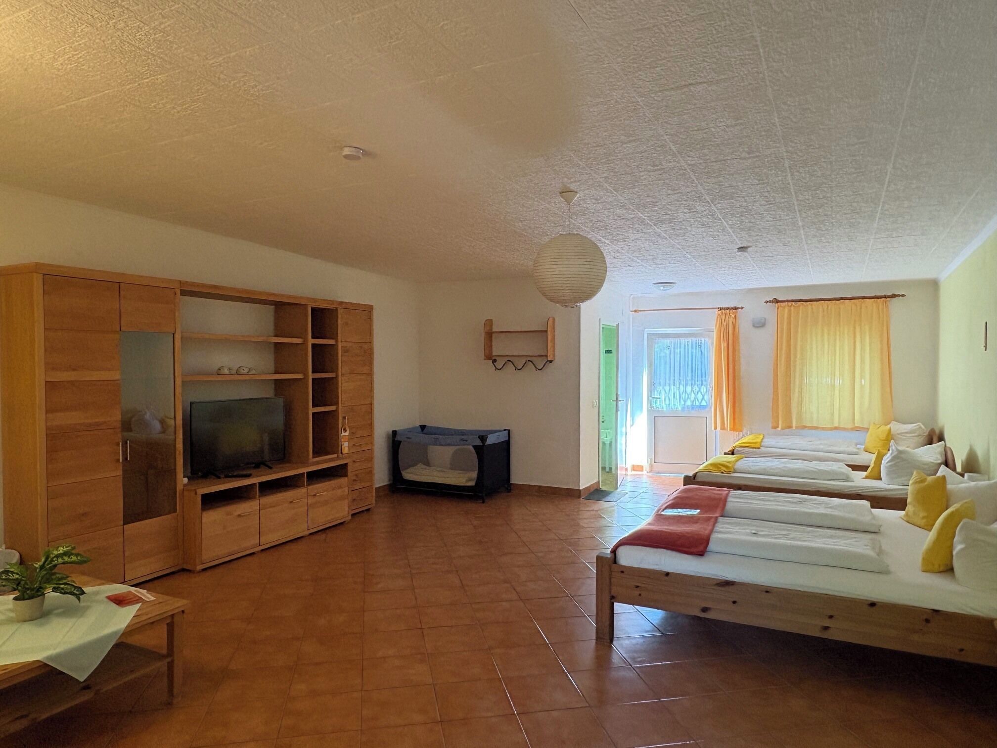 Comfort Quadruple Room, Non Smoking | In-room safe, desk, cribs/infant beds, rollaway beds