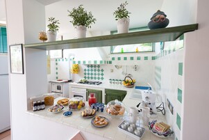 Desayuno buffet incluido todos los días 