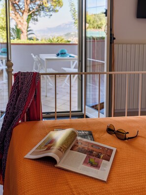 Superior Double Room | Desk, soundproofing, free WiFi, bed sheets - B&B Belvedere (Agropoli)