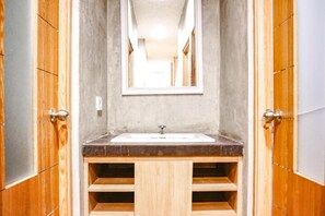 シャワー、バスアメニティ (無料)