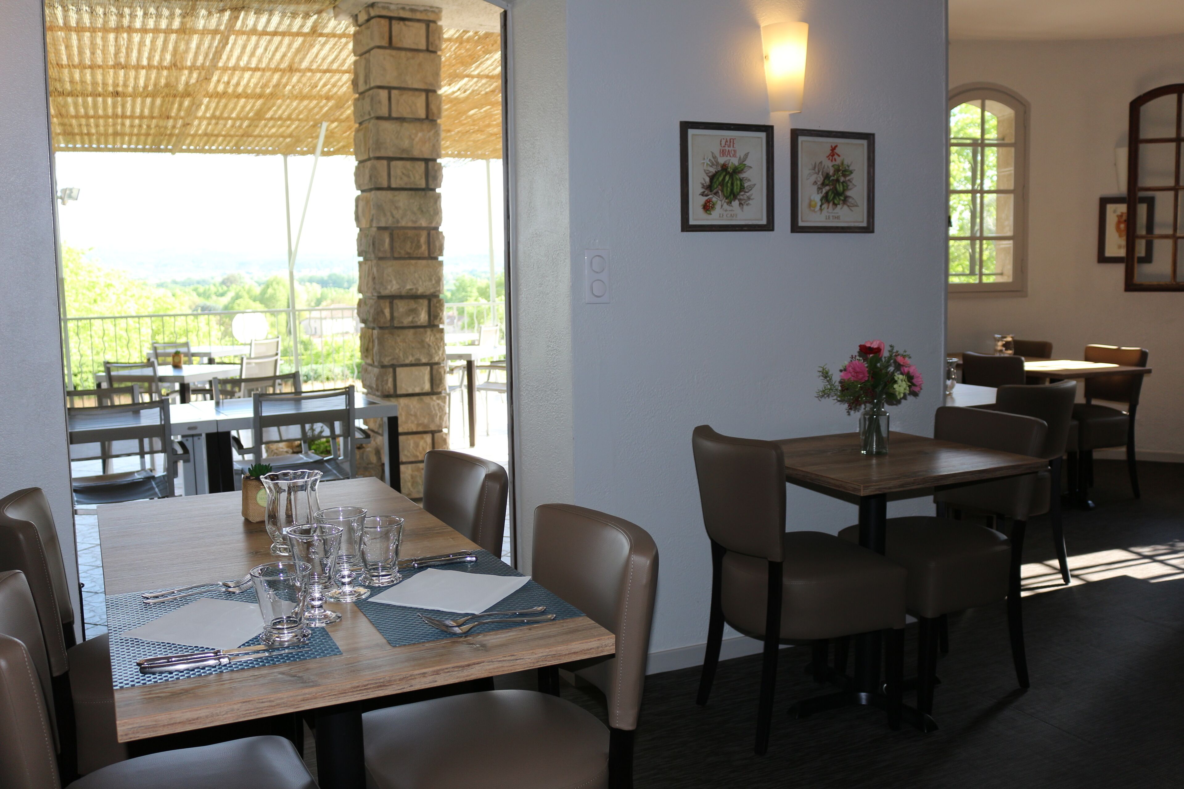 Dîner servi sur place