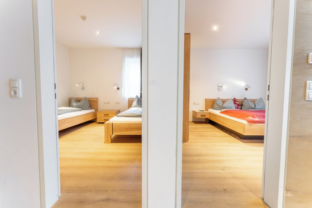 Exclusive Apartment, 2 Bedrooms, Terrace, Mountain View | 1 bedroom, hypo-allergenic bedding, in-room safe, blackout curtains