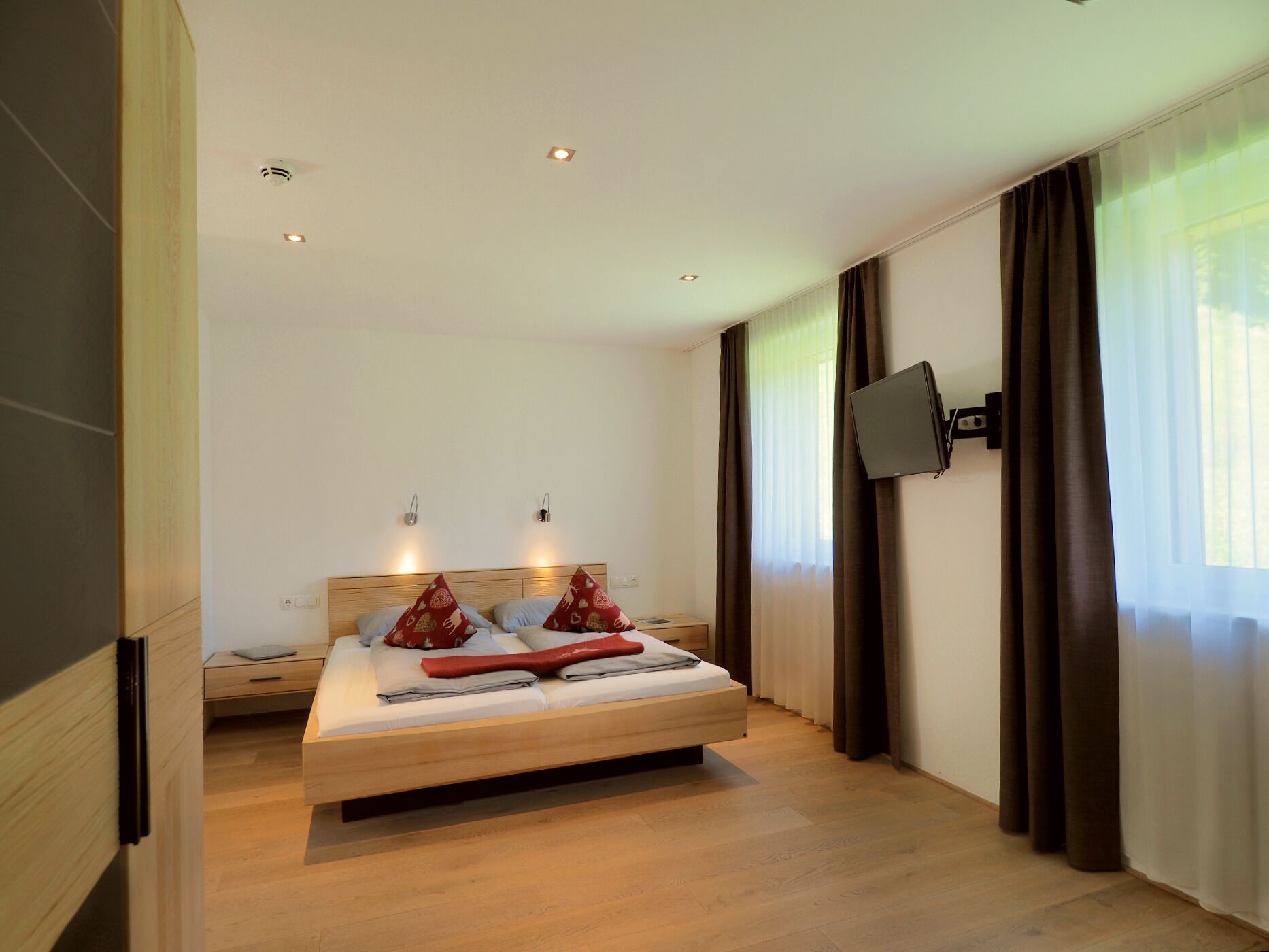 doppelzimmer | 1 bedroom, hypo-allergenic bedding, in-room safe, blackout curtains