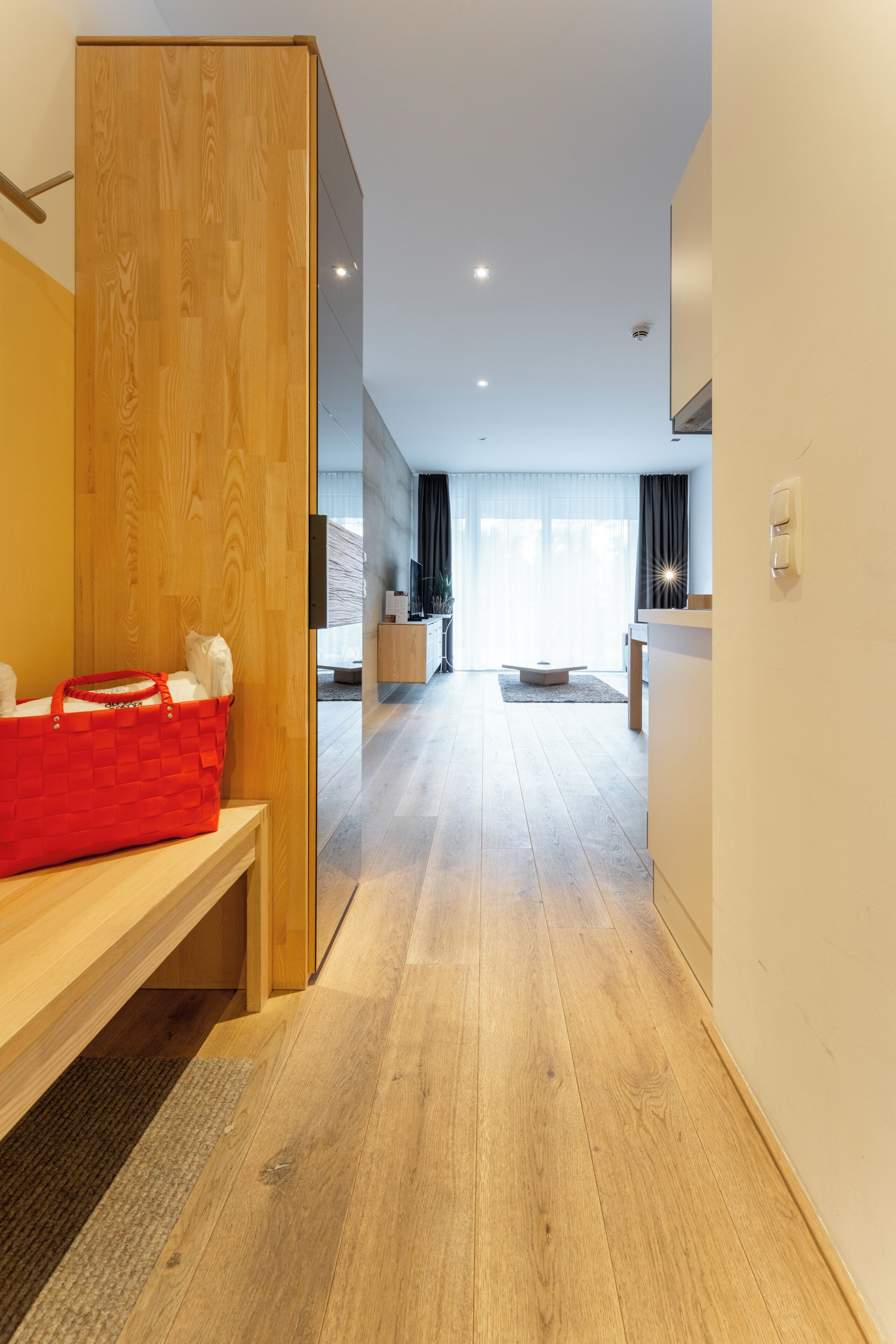 Exclusive Apartment, 2 Bedrooms, Terrace, Mountain View | Living area | Smart TV, heated floors