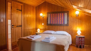 Soundproofing, free cots/infant beds, free WiFi