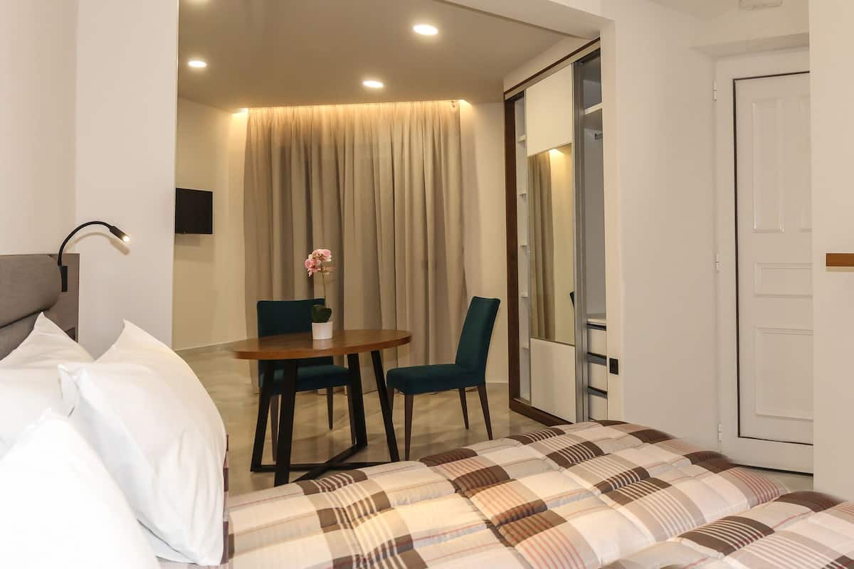 Deluxe studio (4) | 1 slaapkamer, geluiddichte muren, gratis wifi, beddengoed