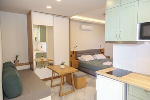 Superior Studio With Terrace & Sea View | Living area