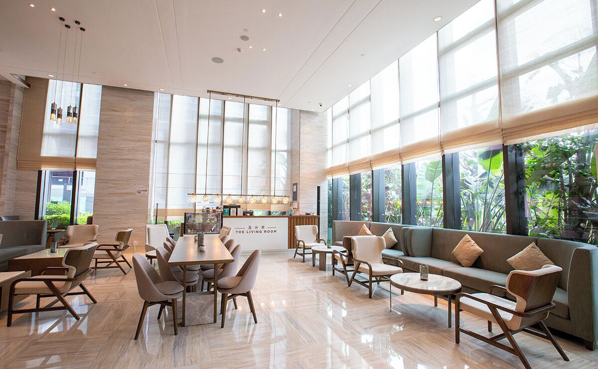 Lobby lounge