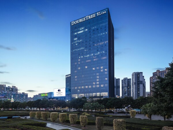 Doubletree By Hilton Hotel Shenzhen Longhua - Shenzhen