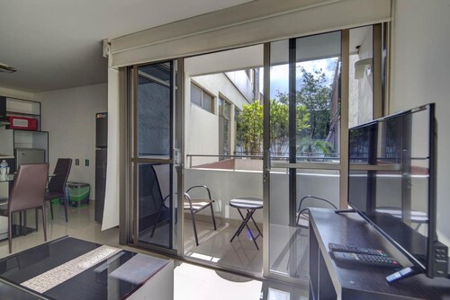 Grupo Kings Suites Alfredo de Musset