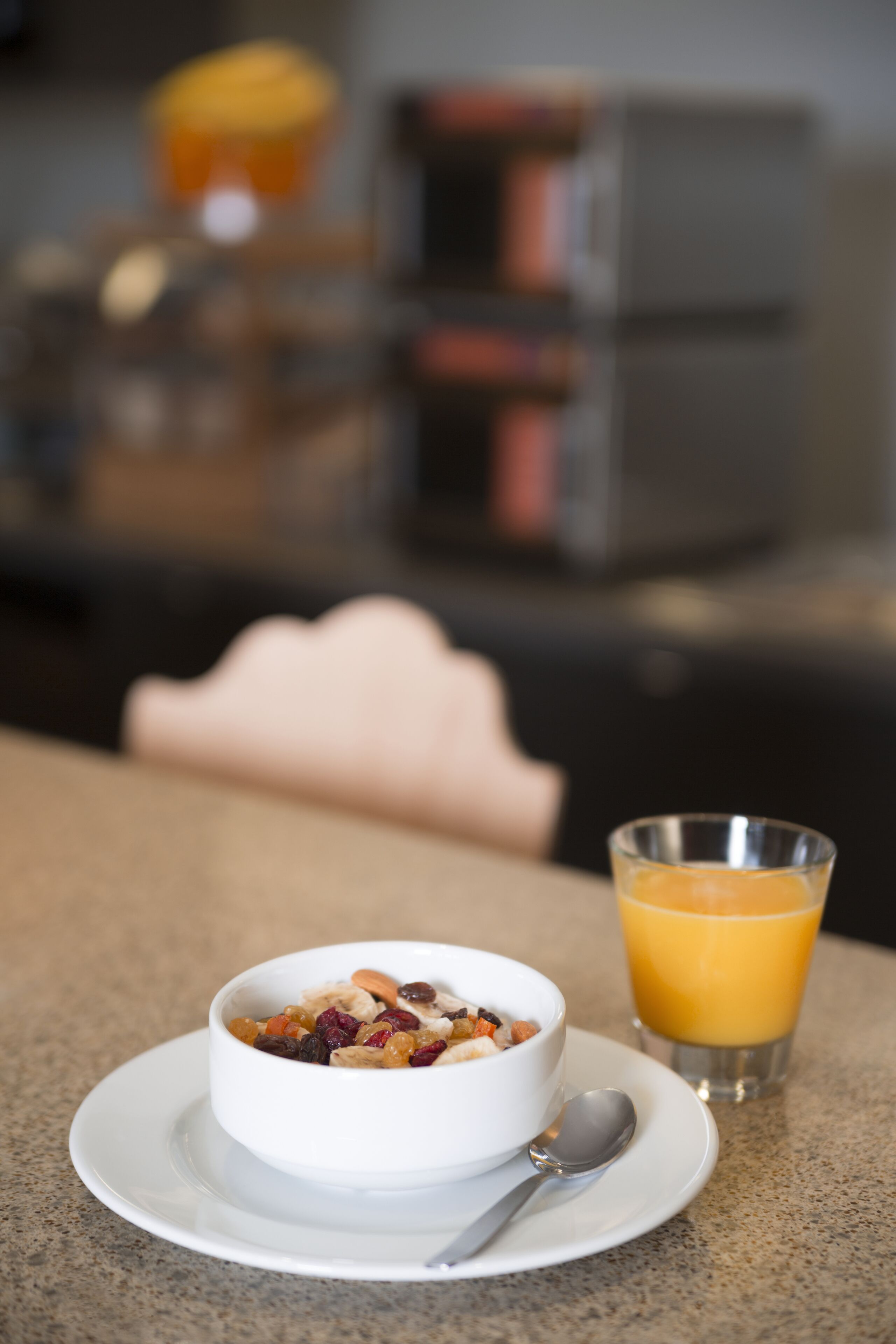 free daily continental breakfast