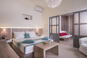 Grand Apartment, 2 Bedrooms, 2 Bathrooms | Hypo-allergenic bedding, in-room safe, soundproofing, iron/ironing board - Sea & City Apartments (Chania)