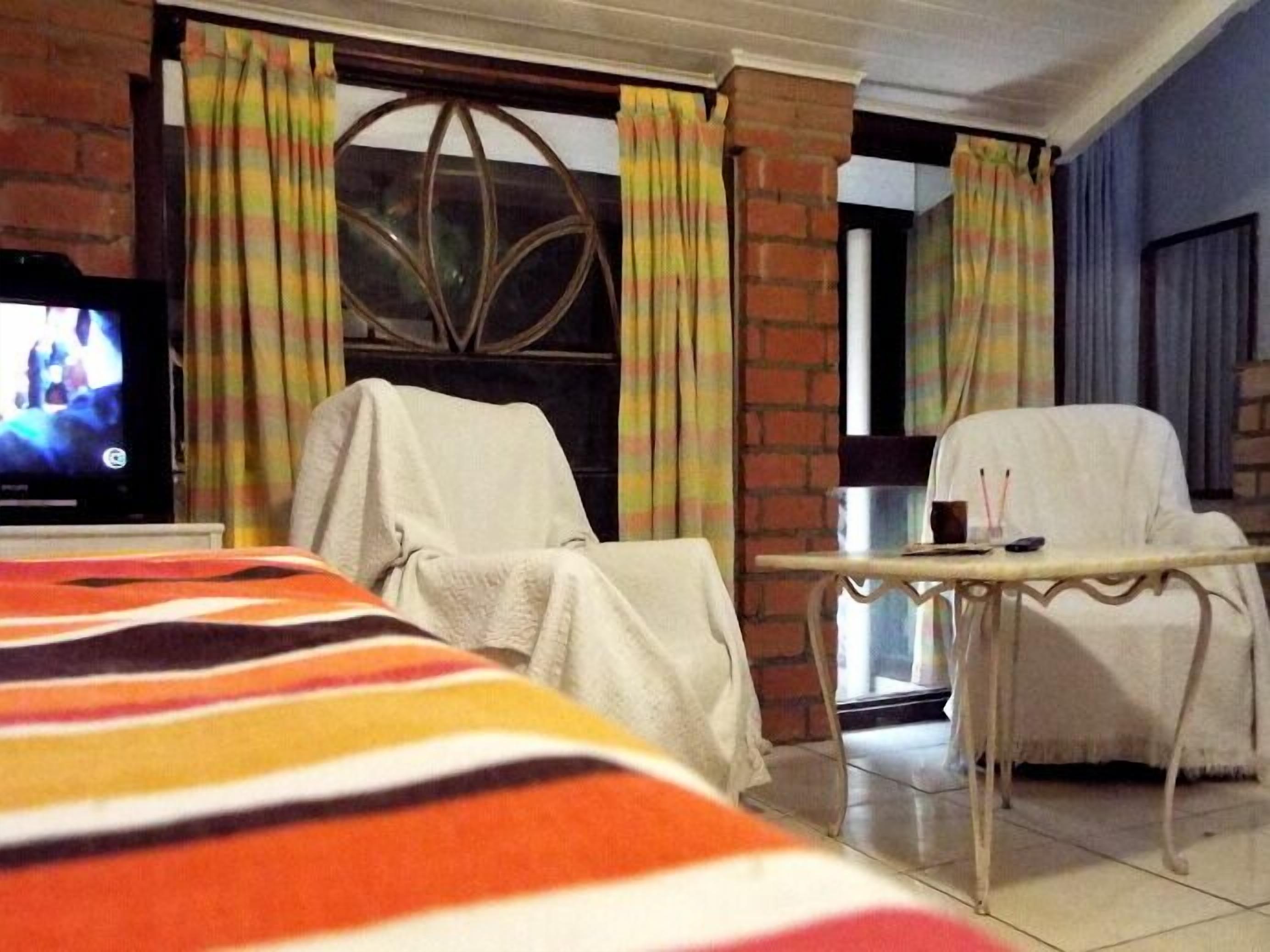 Studio | Minibar, iron/ironing board, rollaway beds, free WiFi