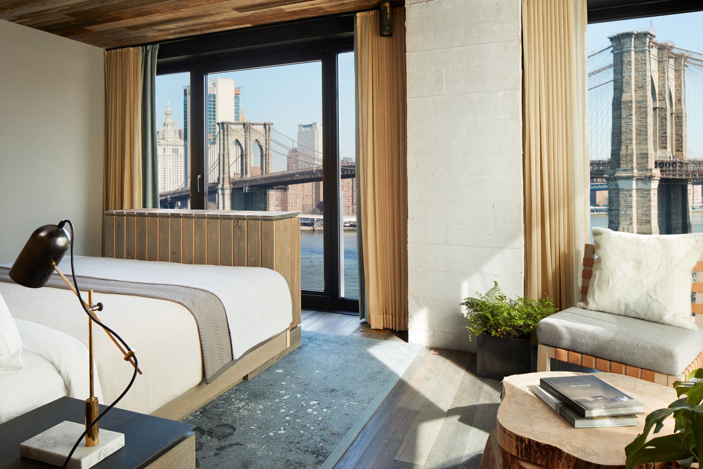 studio suite (brooklyn bridge) | premium bedding, minibar, in-room safe, individually decorated