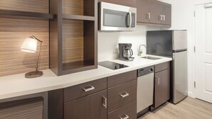 Estúdio, 1 cama King e sofá-cama | Cozinha privada | Cafeteira/chaleira