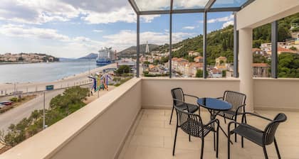 Hostel Sol