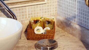 Shower dan handuk