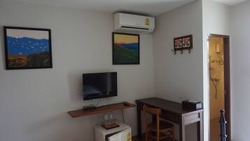 Deluxe Riverview | Room amenity