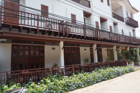 Exterior - Sri Chiangkhan Hotel (Chiang Khan)