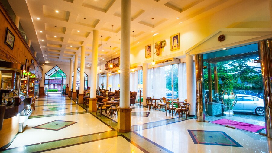 NH Elegant Hotel