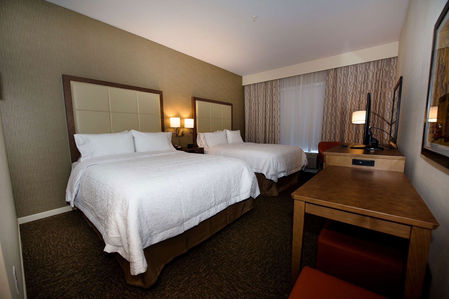 In-room safe, free WiFi, bed sheets