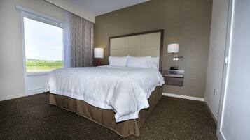 Studio, 1 kingsize bed, niet-roken, koelkast & magnetron | Een kluis op de kamer, gratis wifi, beddengoed