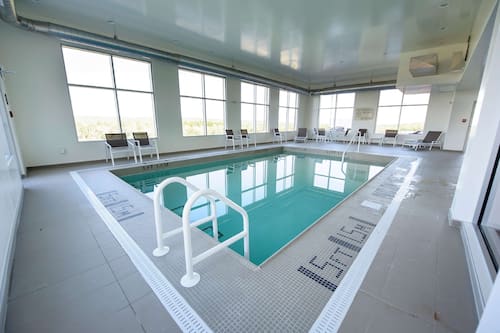 Piscine intérieure