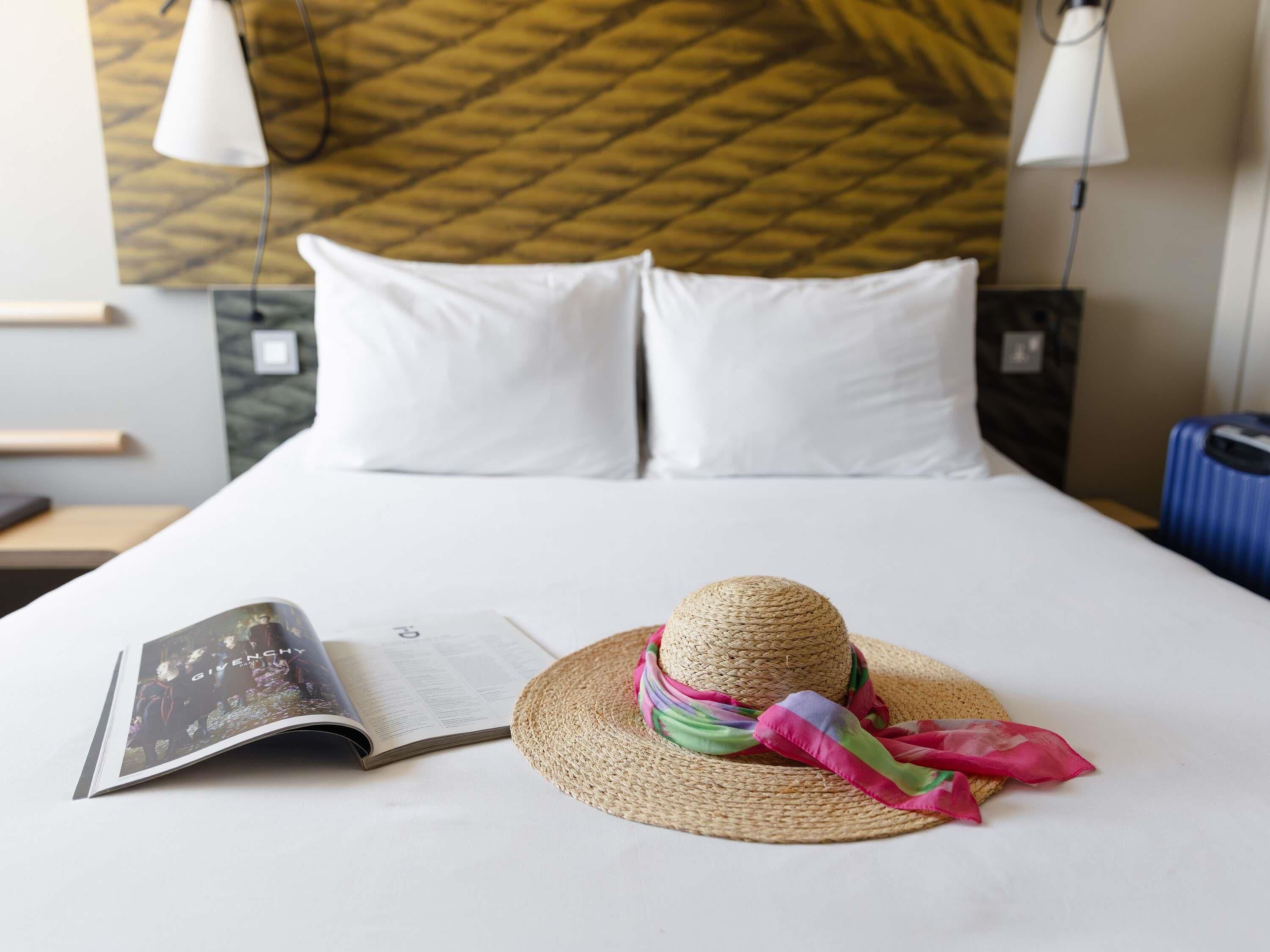 Rom, 1 dobbeltseng (SweetRroom by Ibis) | Allergitestet sengetøy, skrivebord, blendingsgardiner og lydisolert