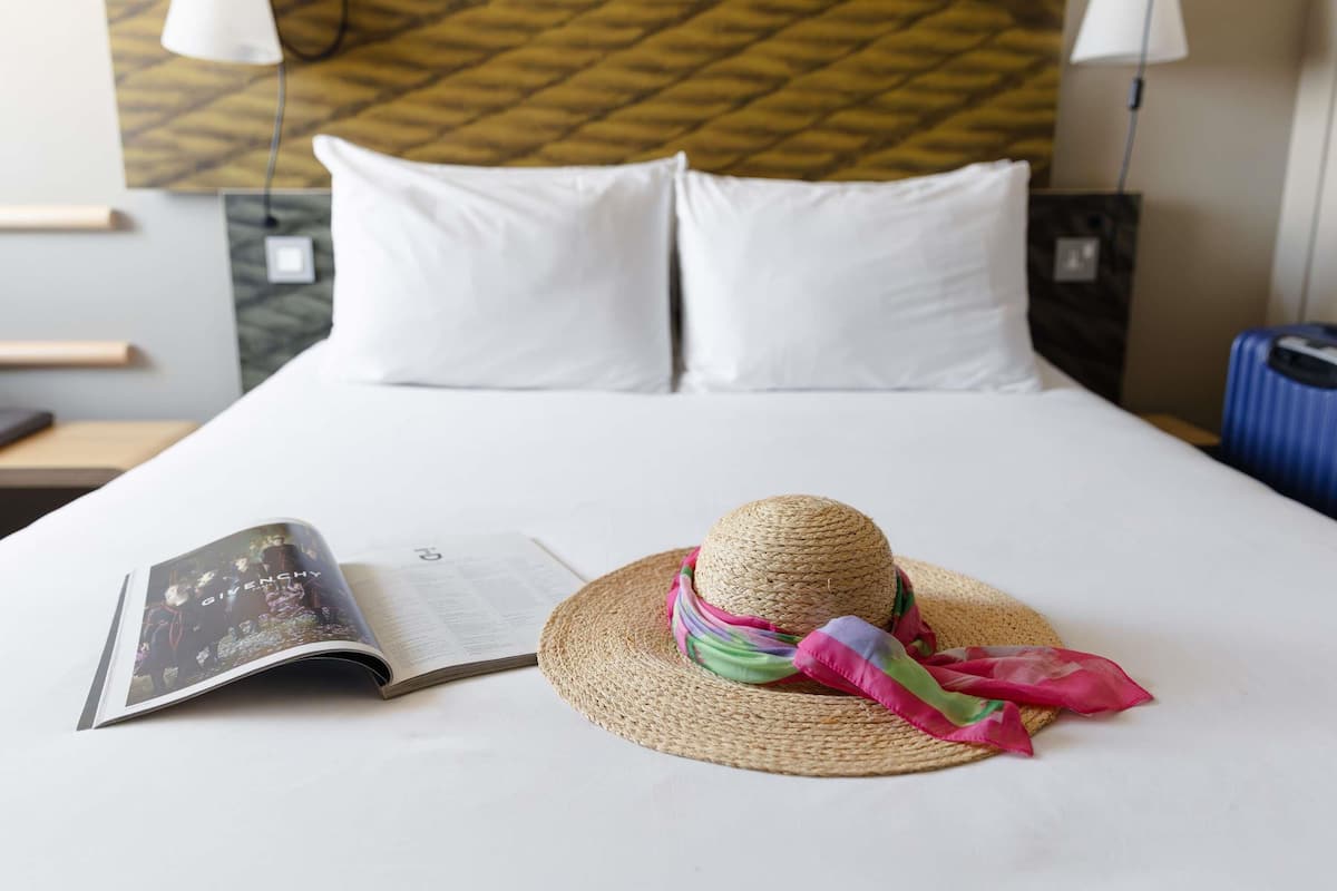 Hypo-allergenic bedding, desk, blackout curtains, soundproofing